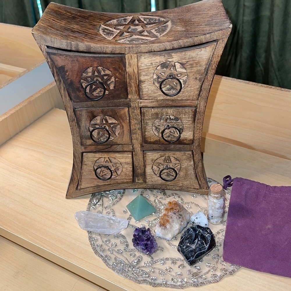 Magical Crystal Gift Set in Wooden Box